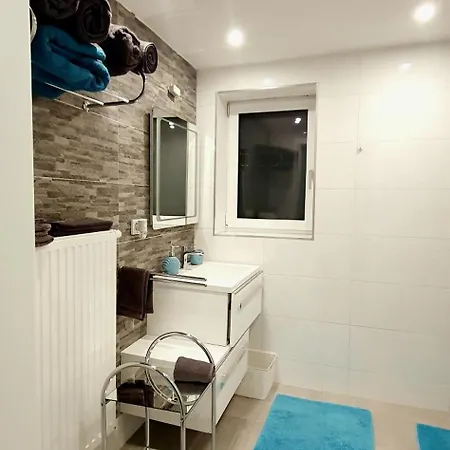 Apartment 3-zimmer- In Traun, Naehe Und Wels *