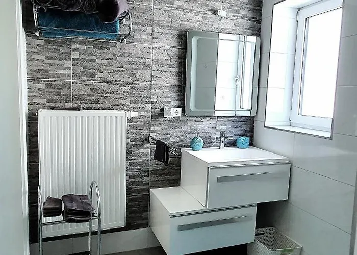 3-zimmer- In Traun, Naehe Und Wels Apartment